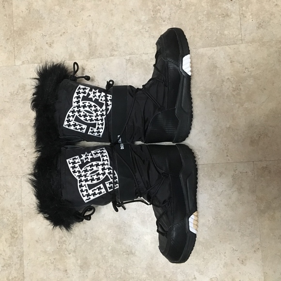 DC Shoes - DC Women Chalet Boots